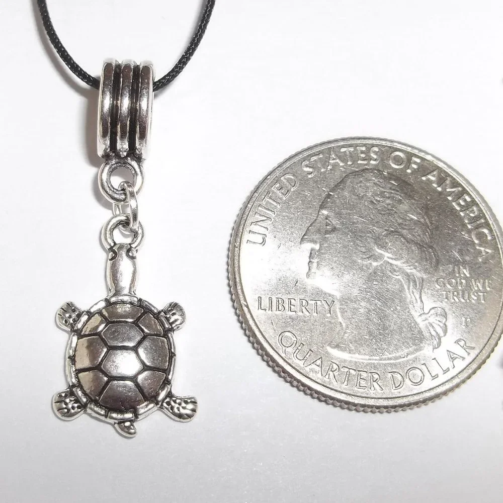 Silver Sea Turtle Necklace Minimalist Style Beach Vacation Theme Jewelry 7060